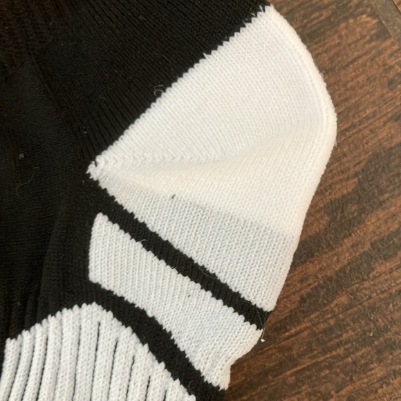 NWOT Chalk-talk Sports Compression Basketball Slogan Socks - Picture 4 of 8